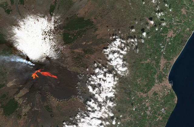 Etna sentinel-2