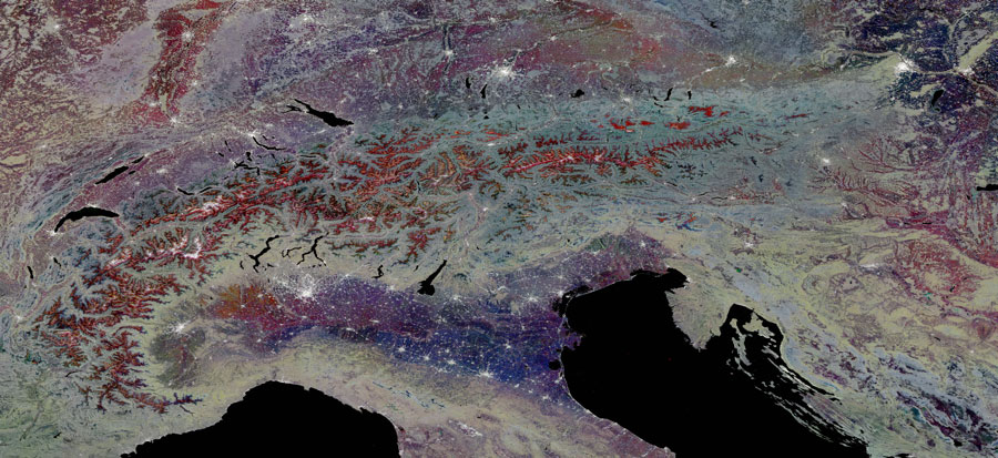 Sentinel-1 satellites observe snow melting processes