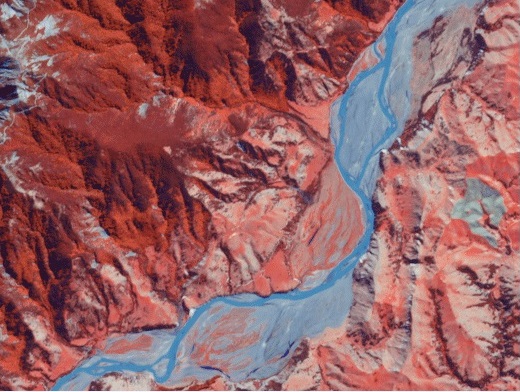 Earthquake analysis benefits from Sentinel complementarity
