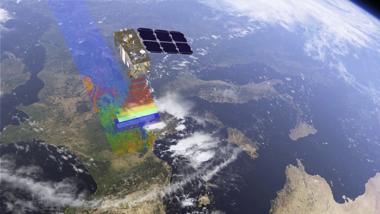 Copernicus Sentinel-2 products help students create early-warning systems for algae blooms